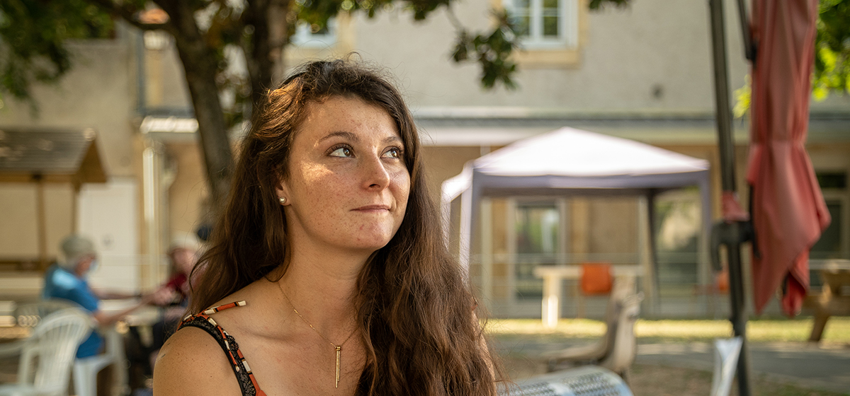 Un travailleur social