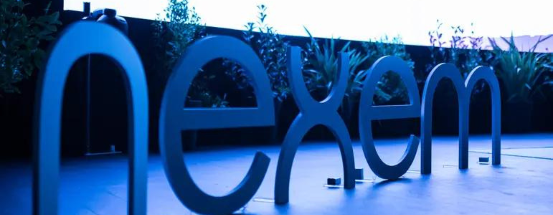 Logo Nexem sur scène